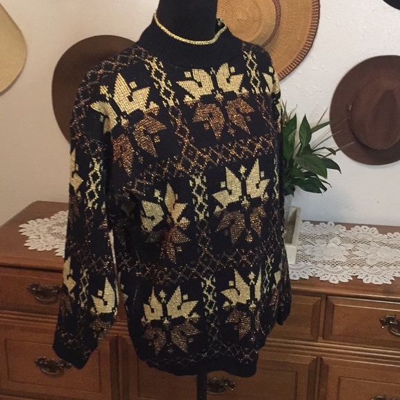 VTG 80’s Metallic Snowflake Knit Sweater - Picture 4 of 14